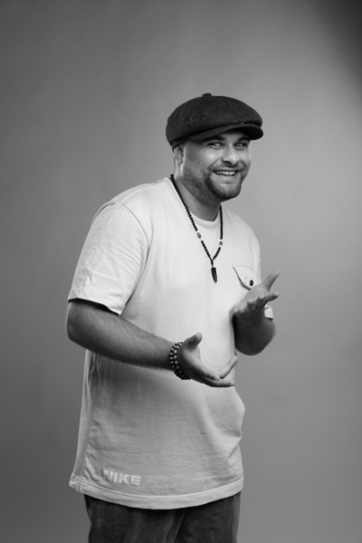 DJ Groovek
